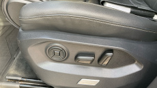 Volkswagen Touareg 3.0 V6 TDI 4Motion R-Line Tech 5dr Tip Auto Diesel Estate